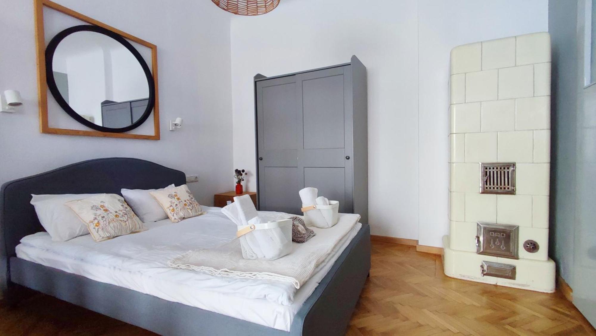 Isac 15 Central Apartment Клуж-Напока Екстериор снимка